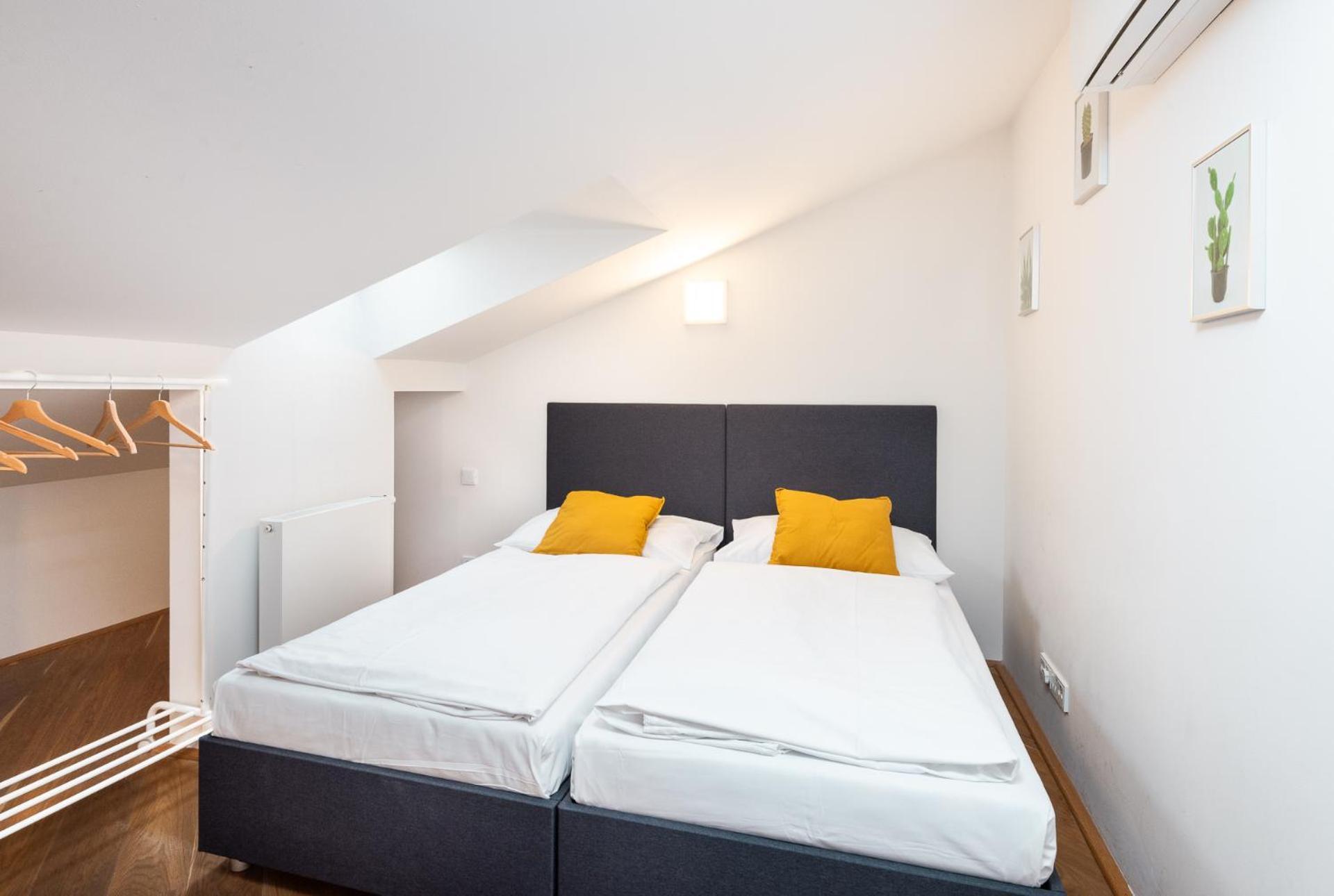 Rehorova Apartments Прага Екстер'єр фото