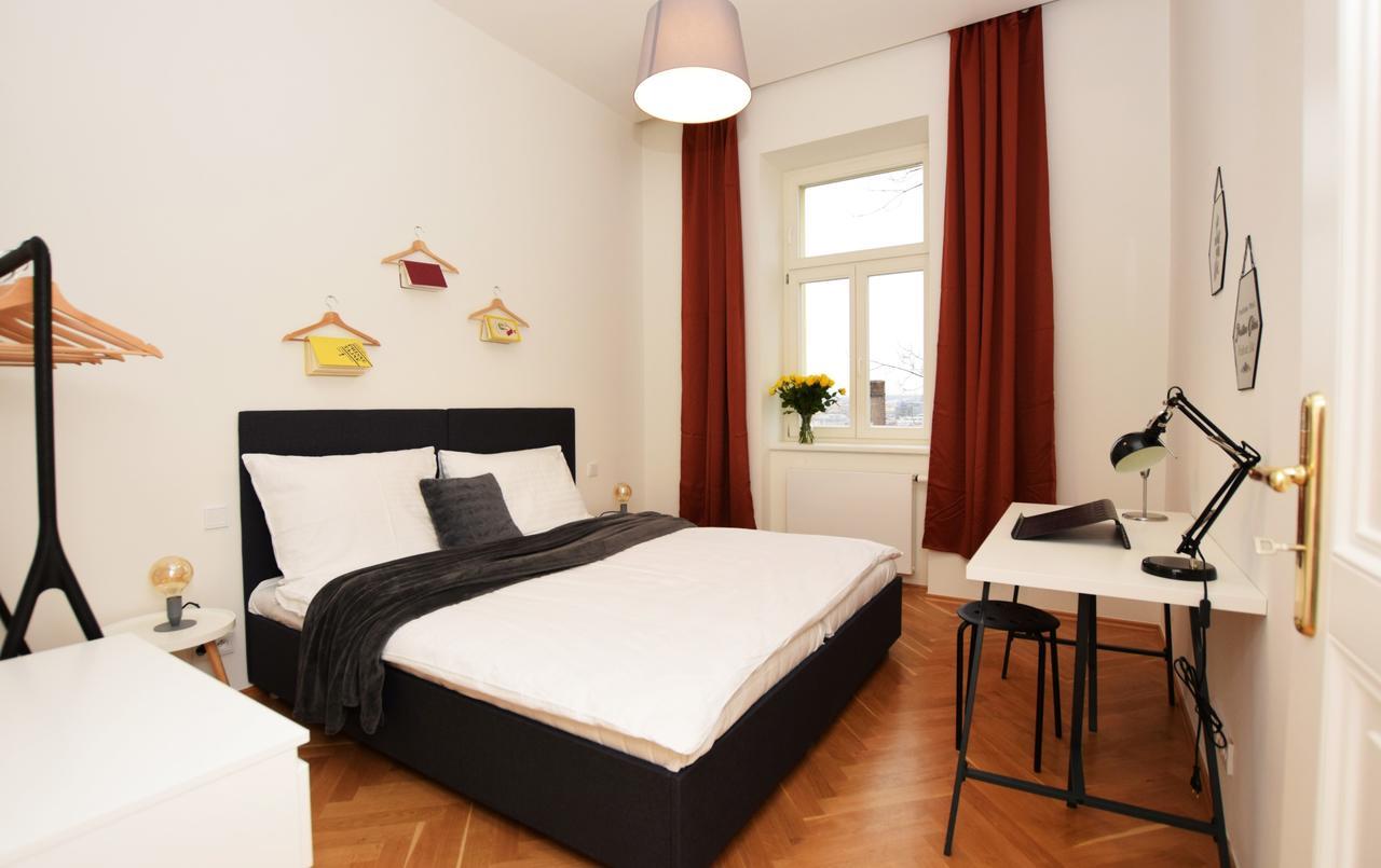 Rehorova Apartments Прага Екстер'єр фото